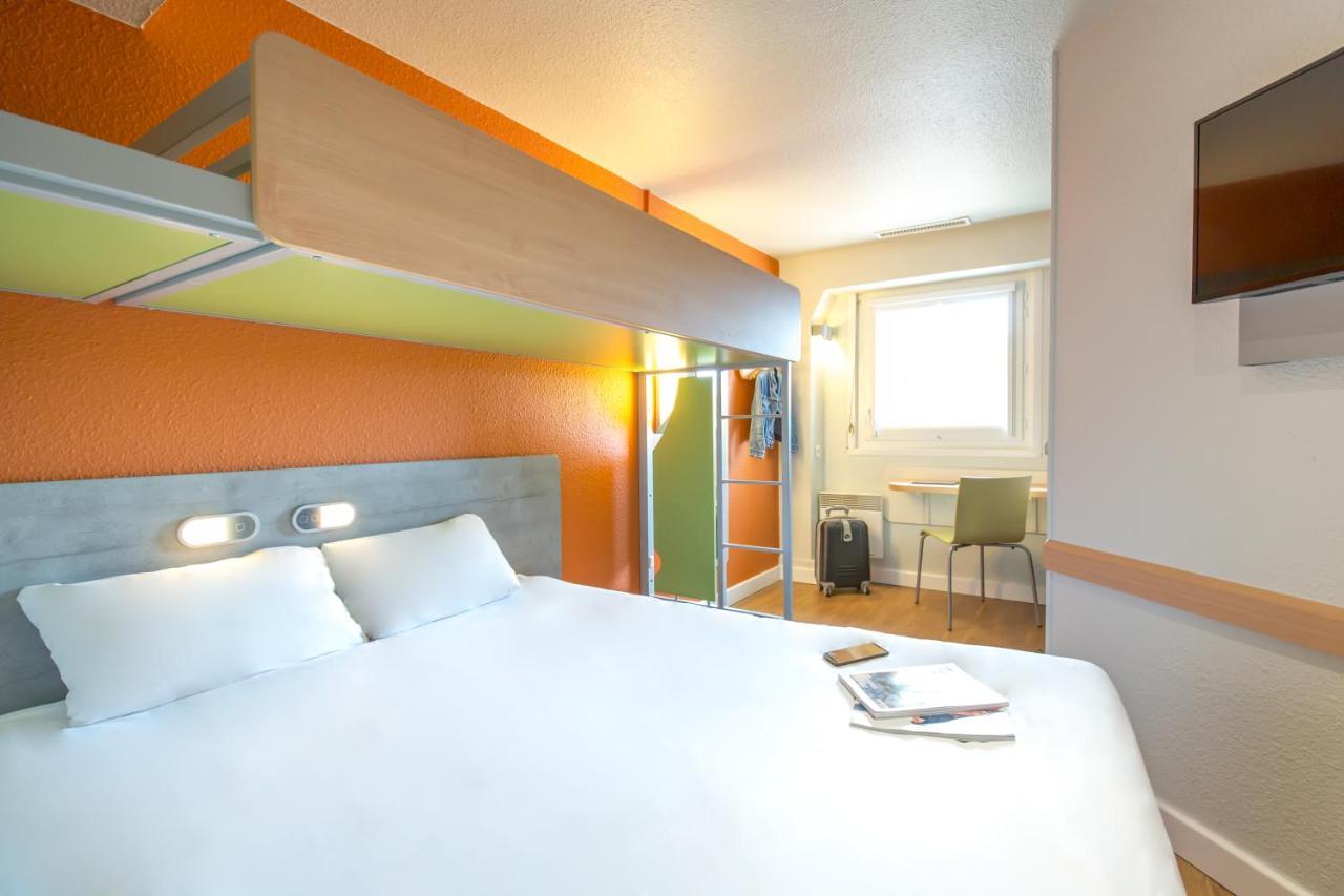 Triple Room One Double Bed One Bunk Bed