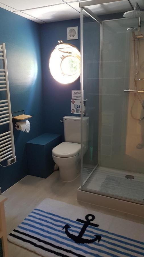 Double Room Private Bathroom