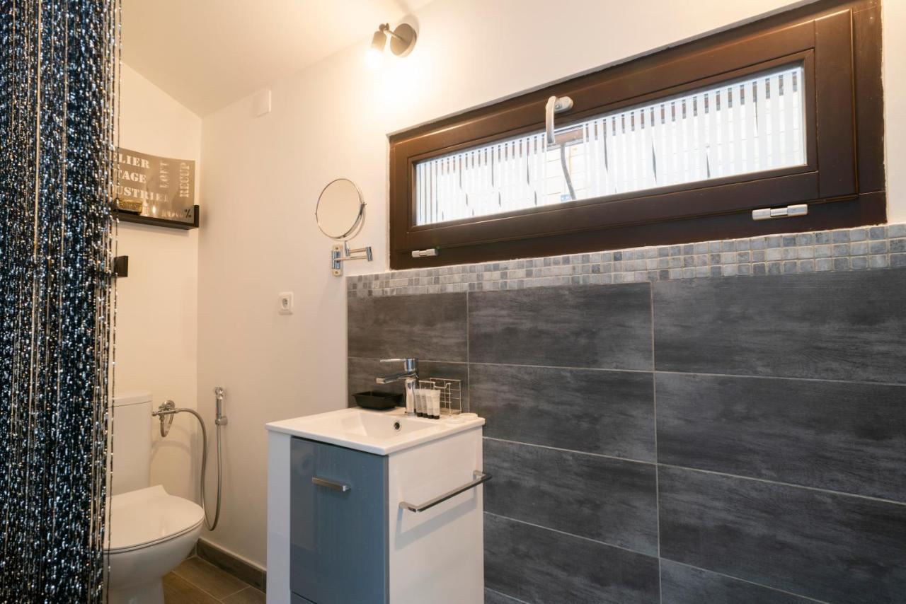 Double Room Private Bathroom