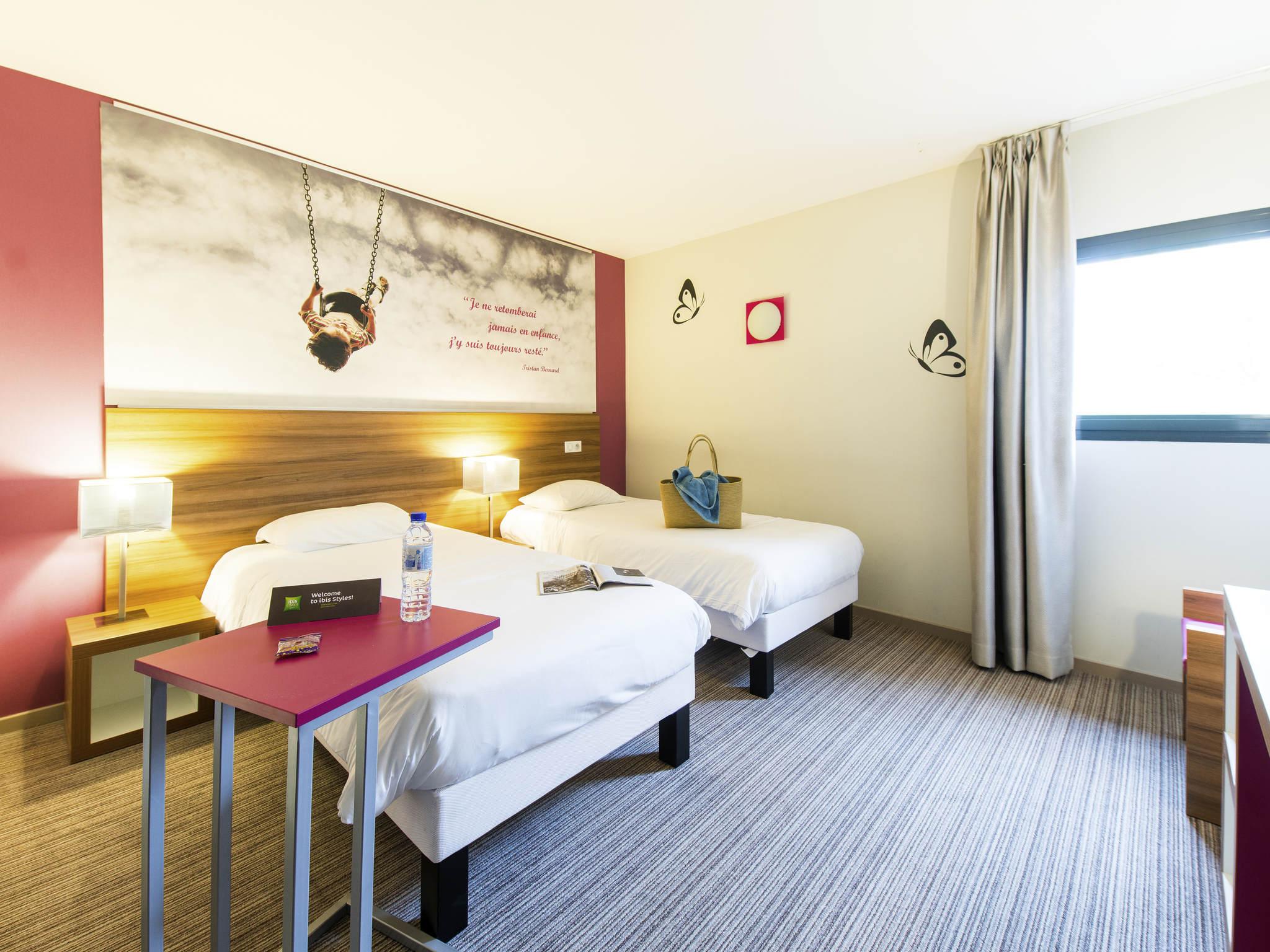 Standard Twin Room,1259161132:JPEG