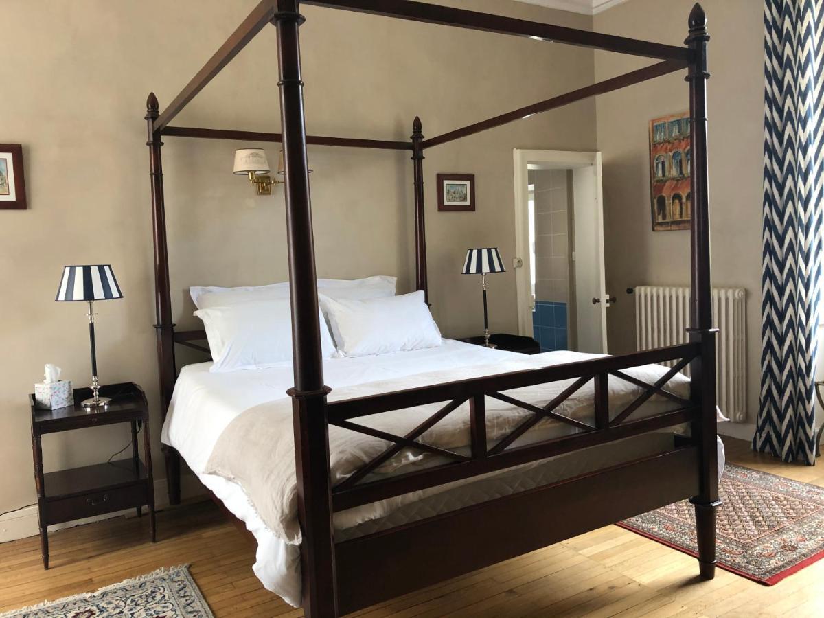 Comfort Triple Room Shower