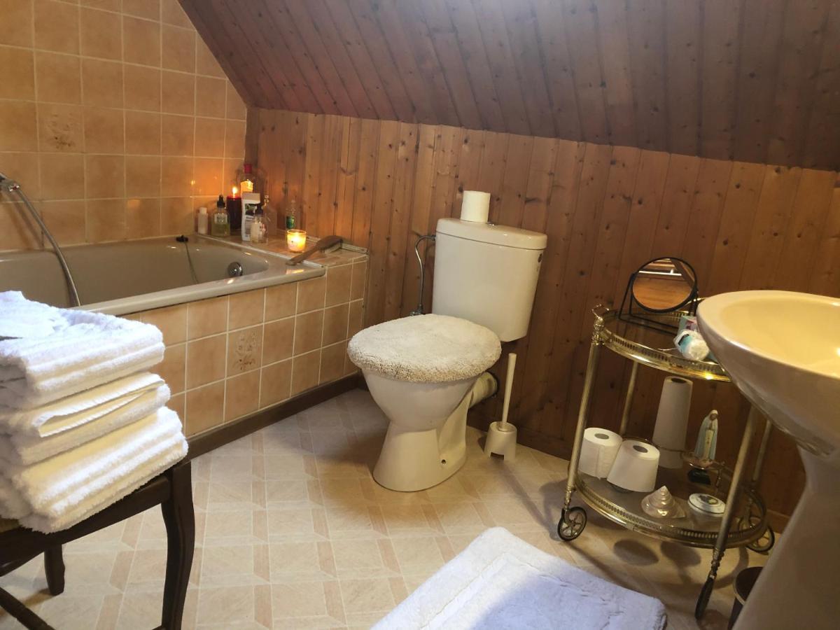 Double Room Private Bathroom