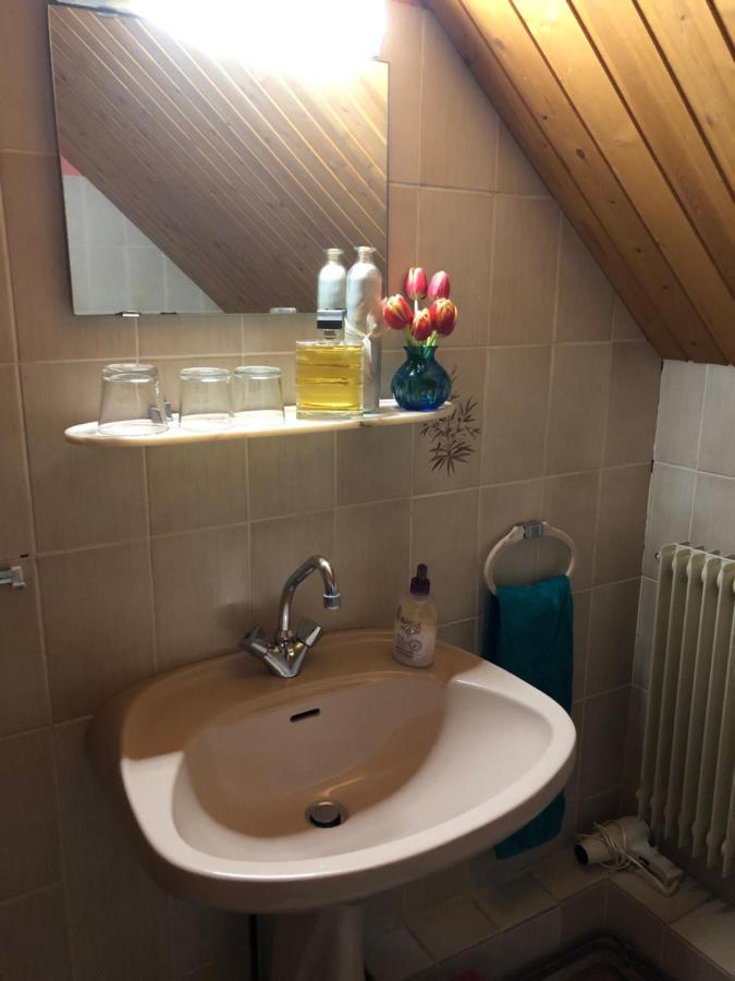 Basic Triple Room