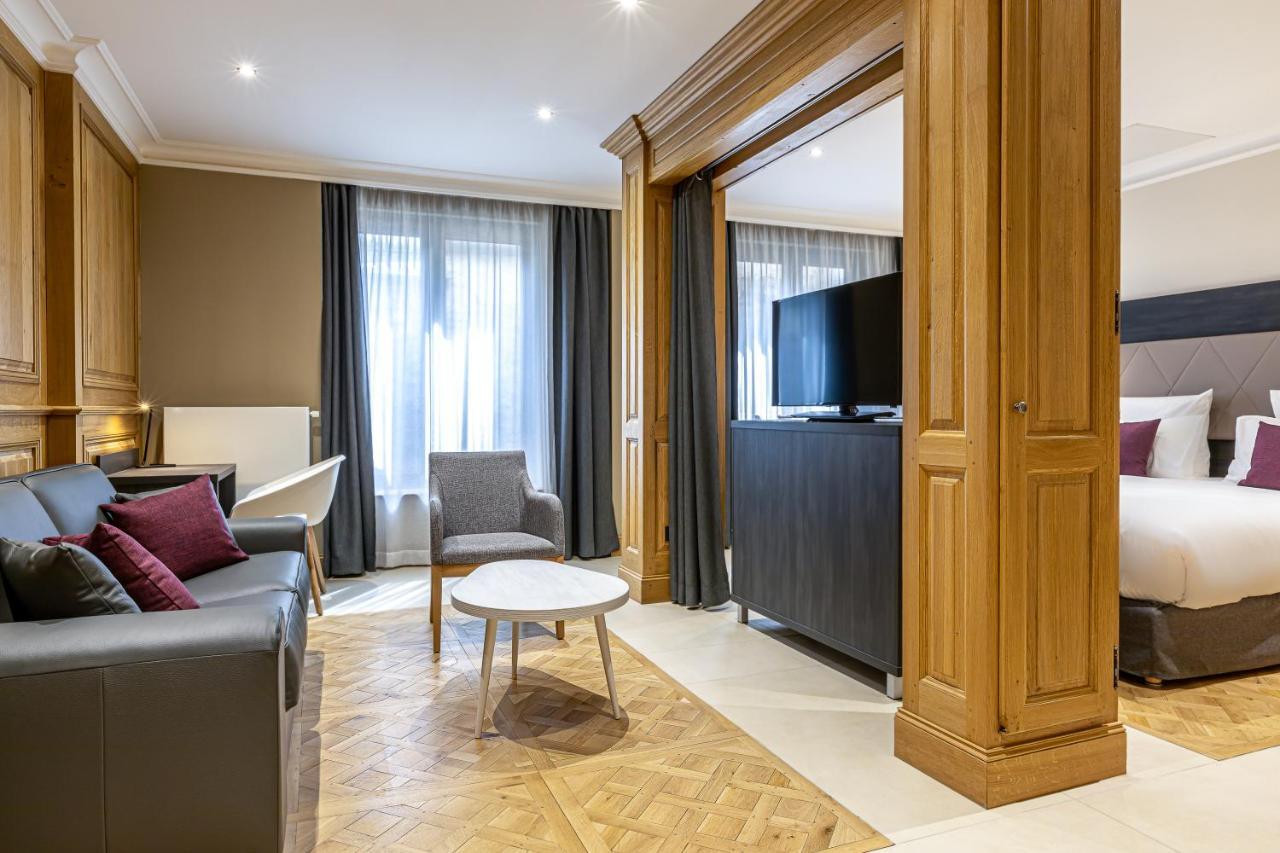 Executive Studio