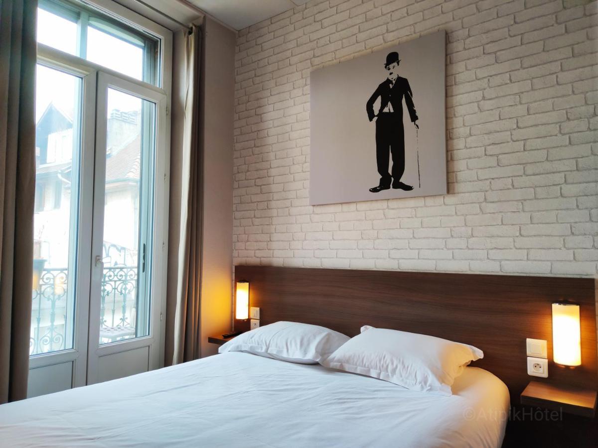 Double Room with Balcony - 12m²