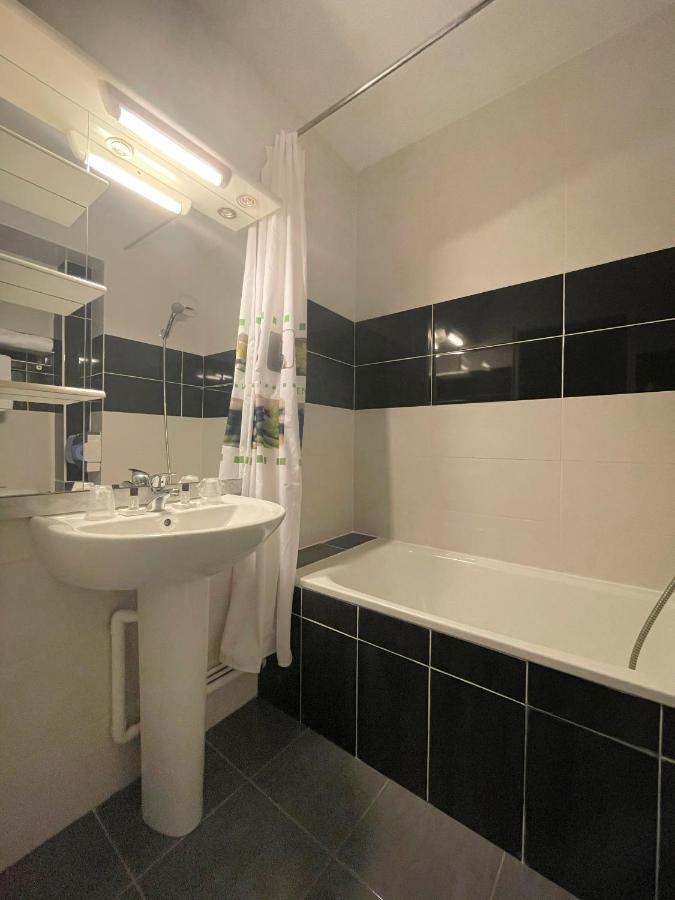 1 Double Bed 1 Single Bed,1284870418:JPEG