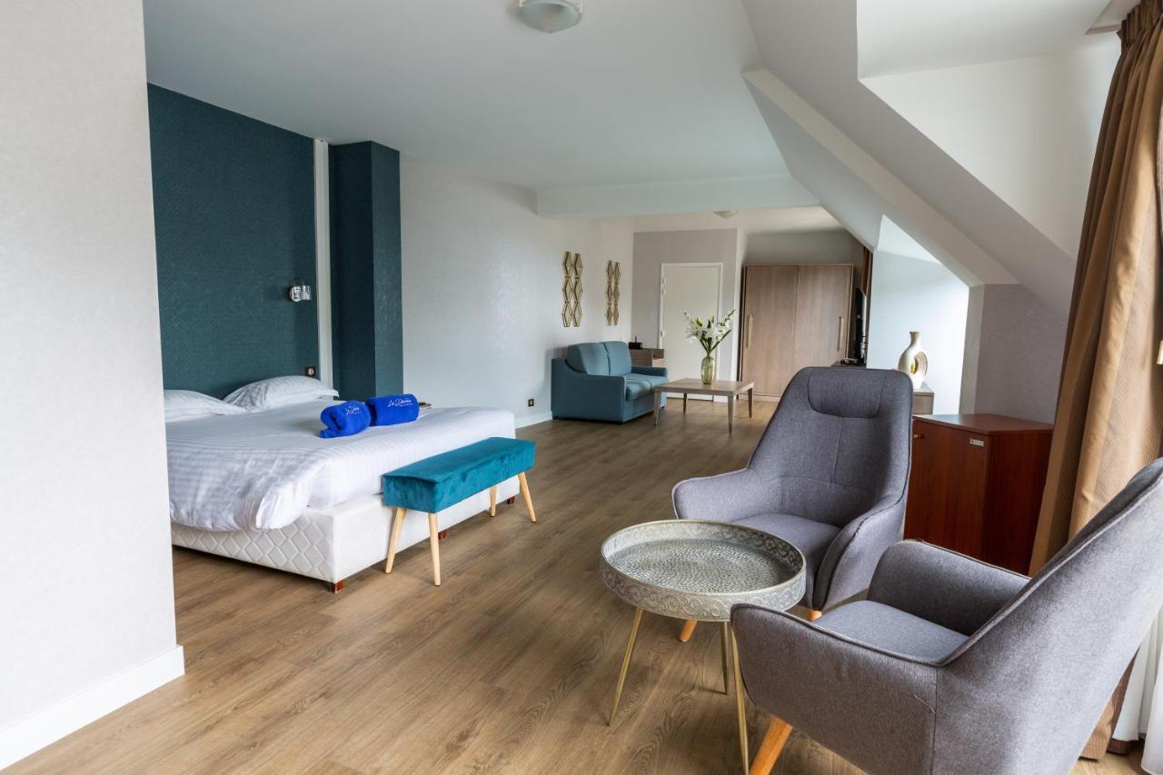 Junior Suite Lateral Sea View