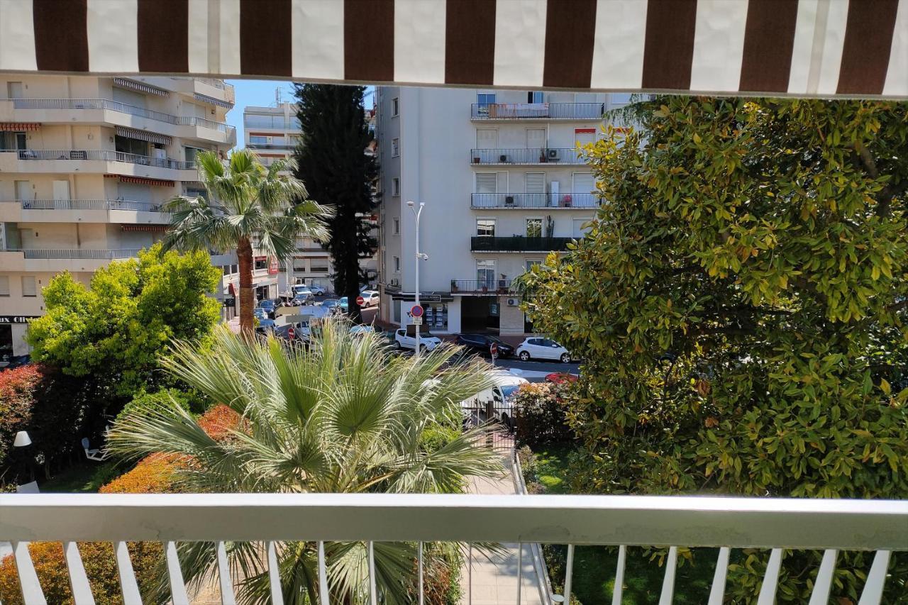 Deluxe Double Room Terrace Garden View