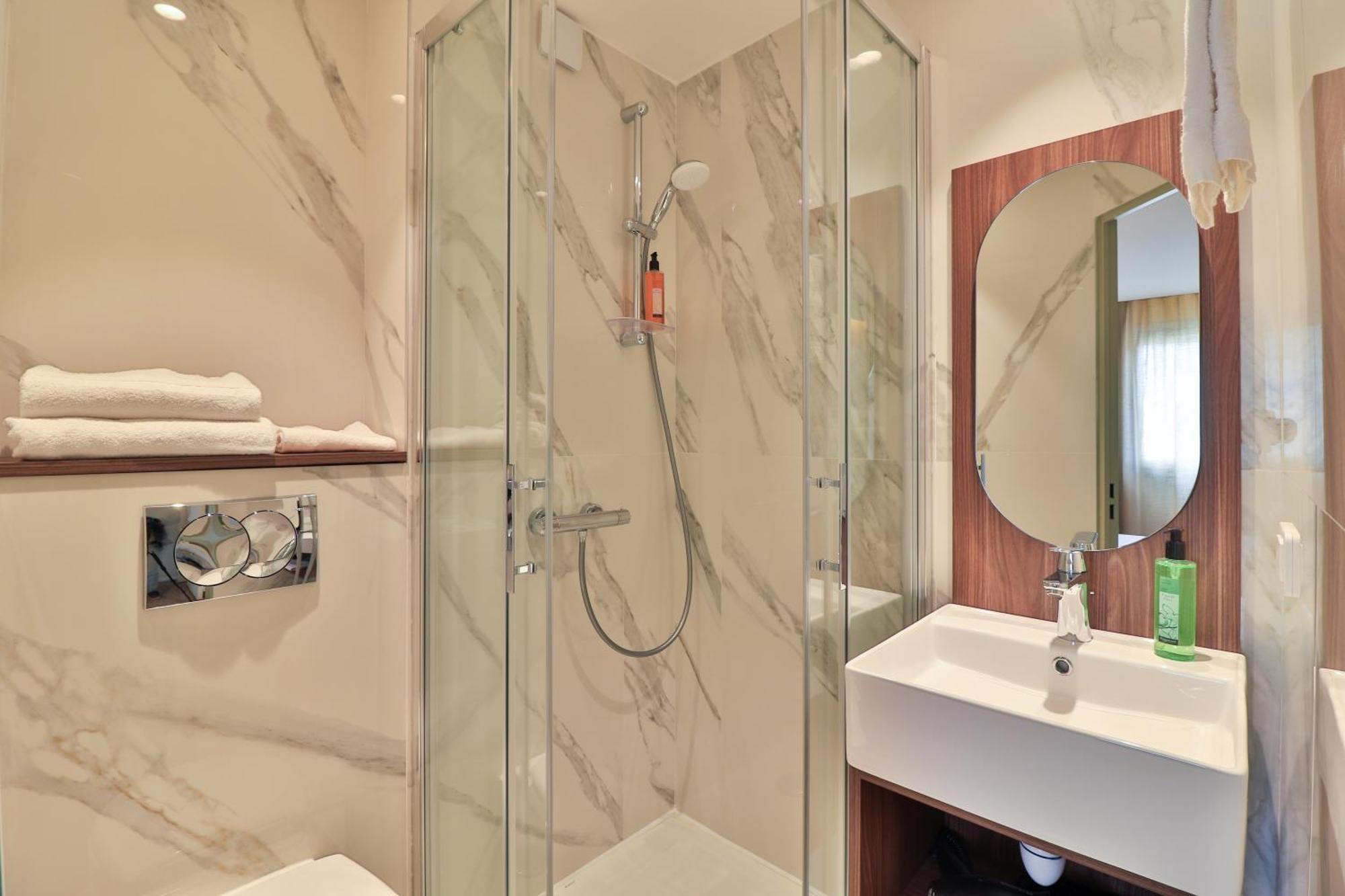 Quarto Duplo Standard