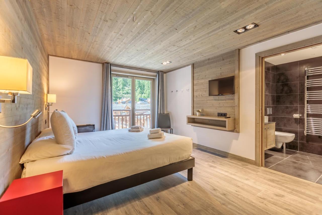 Superior Double or Twin Room with Terrace