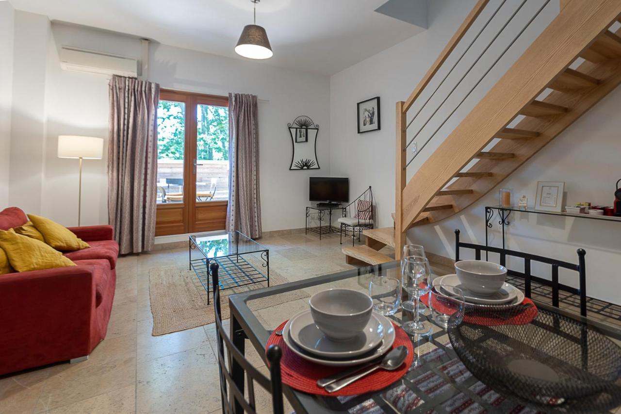 Two-Bedroom Apartment,1149069226:JPEG