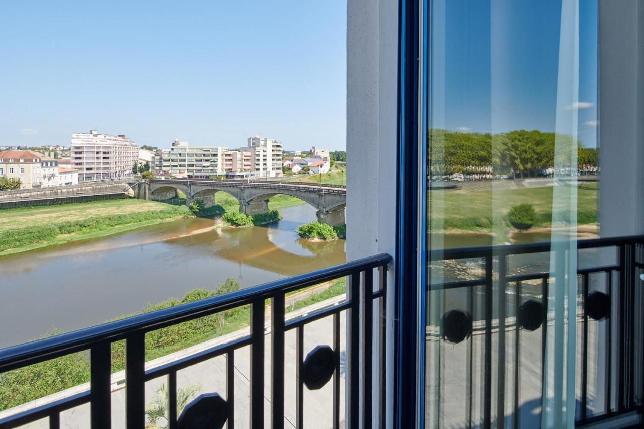 Double or Twin Room Canal View