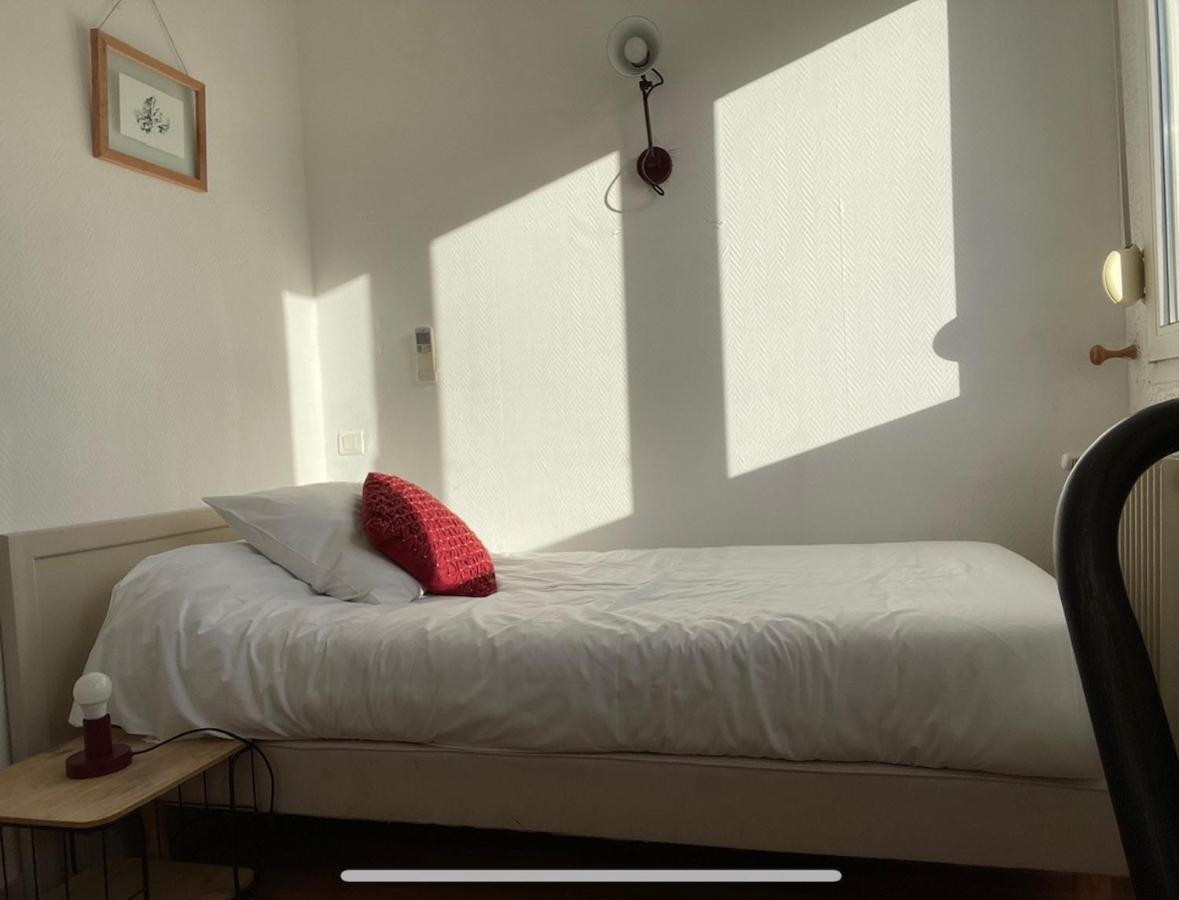 Single Room Private Bathroom