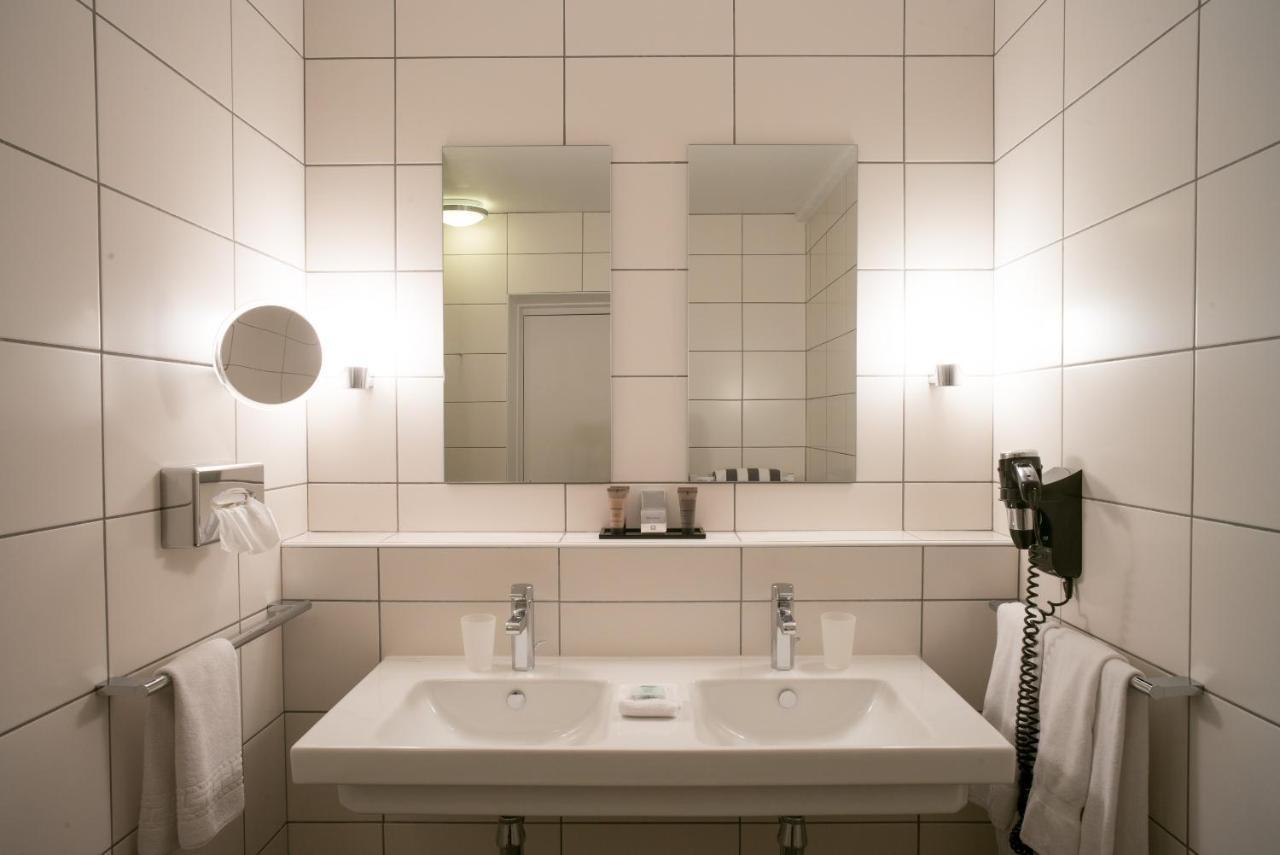 Superior Double or Twin Room,1269338062:JPEG