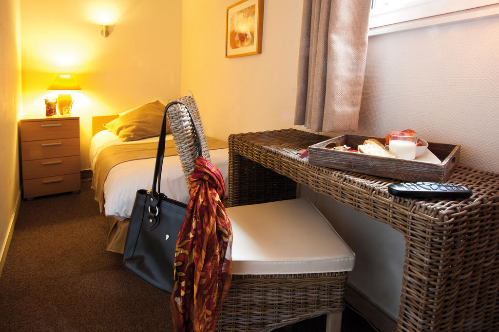 Small Single Room