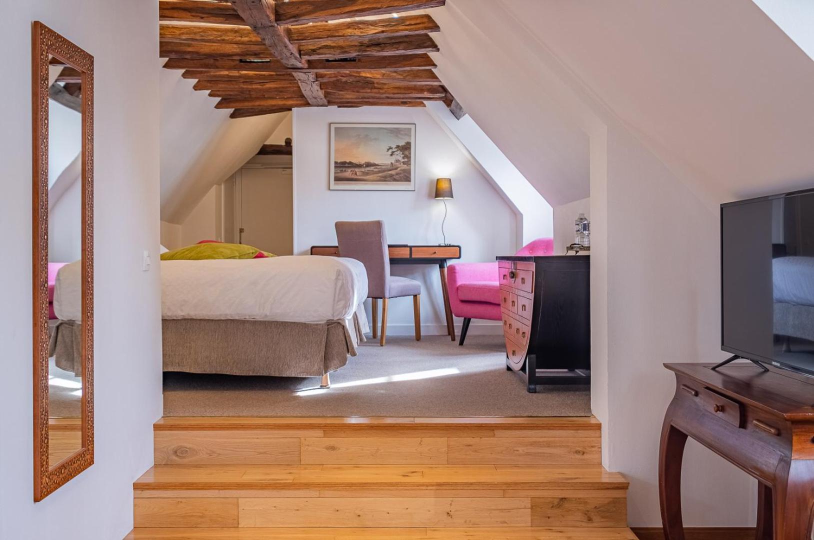 Double Room Signature