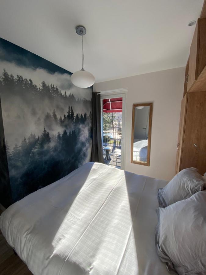 Double Room Balcony Lake View