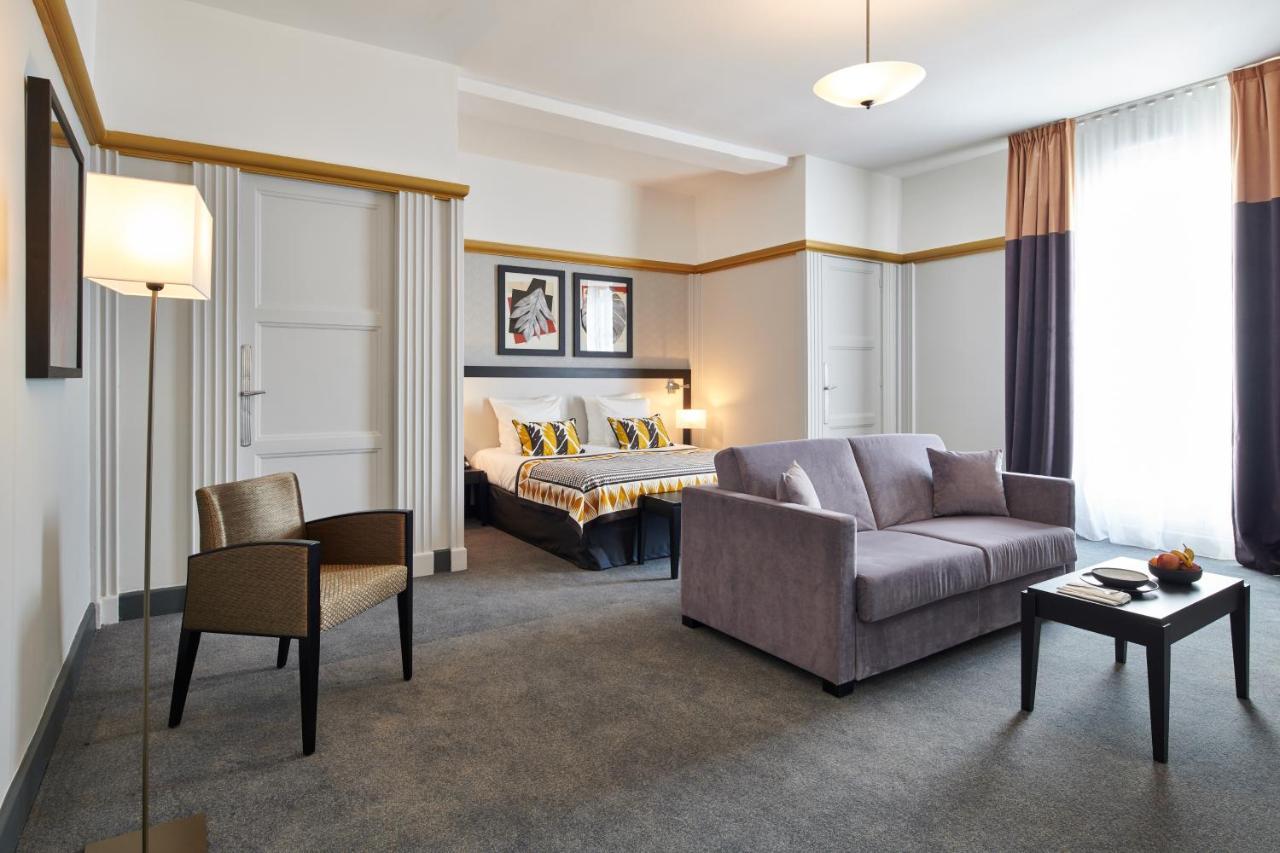 Privilege Room