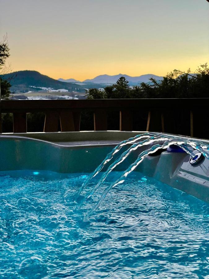 Suite Hot Tub