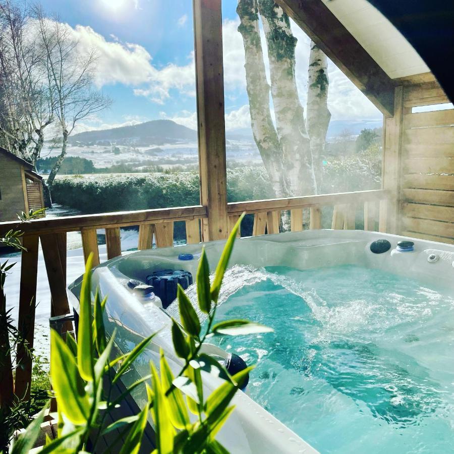 Suite Hot Tub Garden View