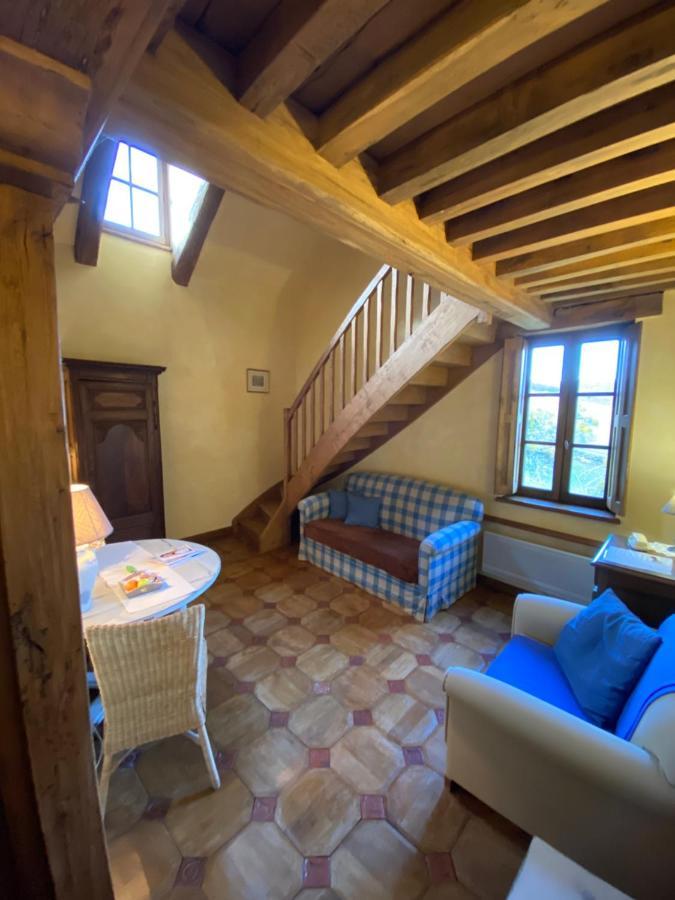 Duplex Room