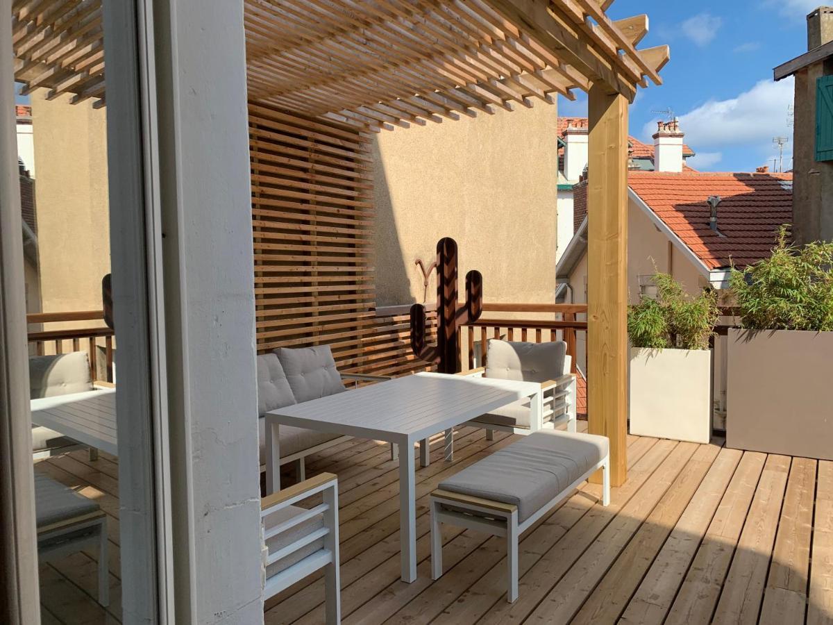 Apartment Terrace