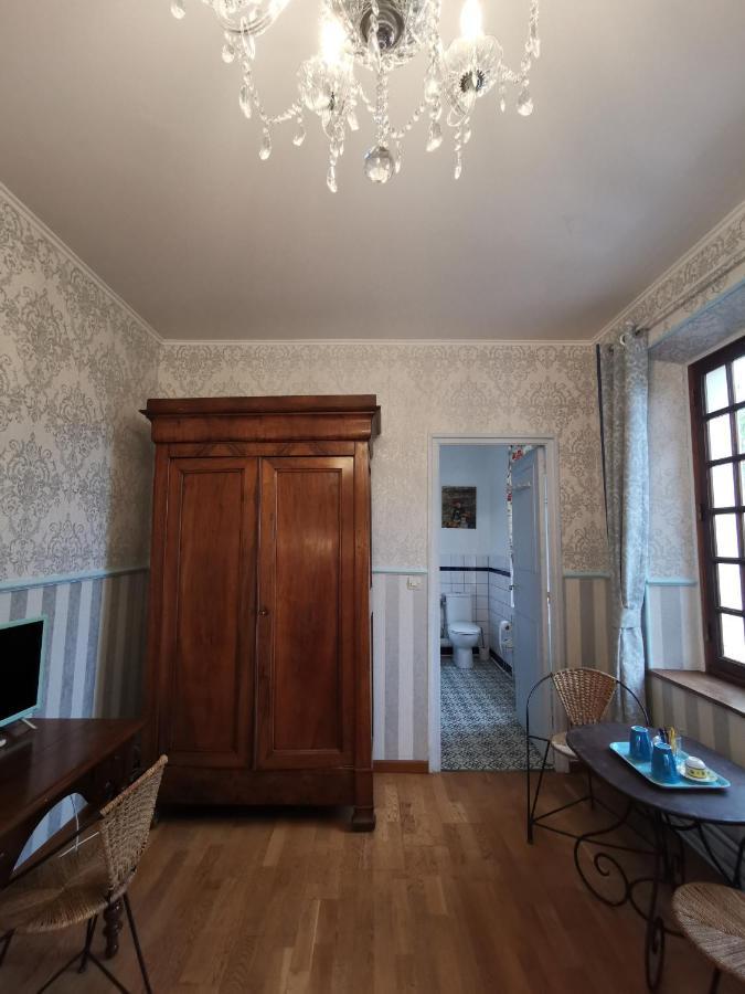 Double Room Private Bathroom Shower Impressionniste