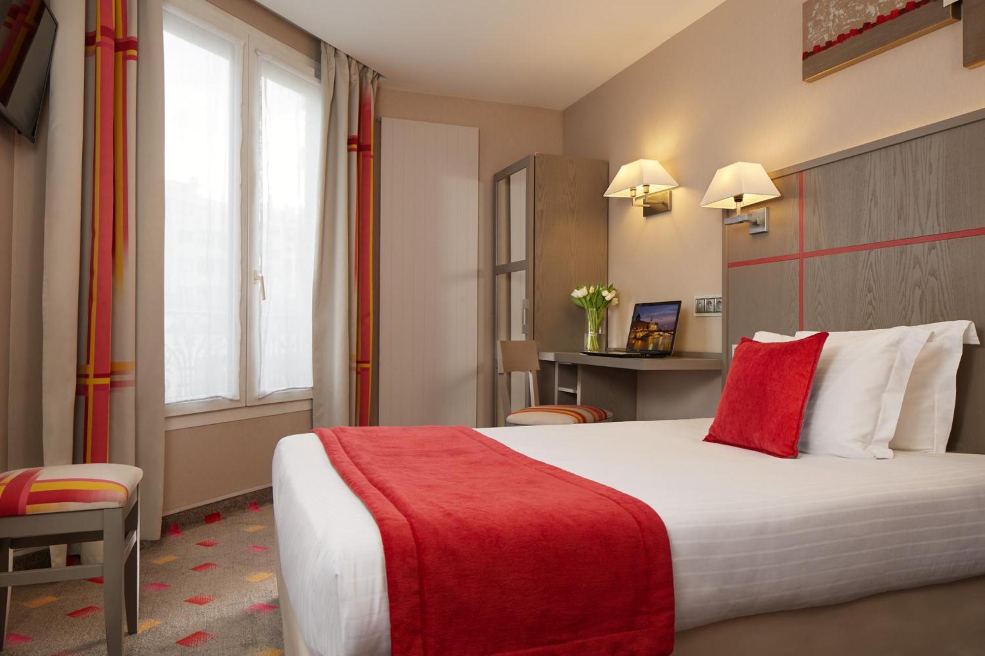 Quarto Individual com Chuveiro