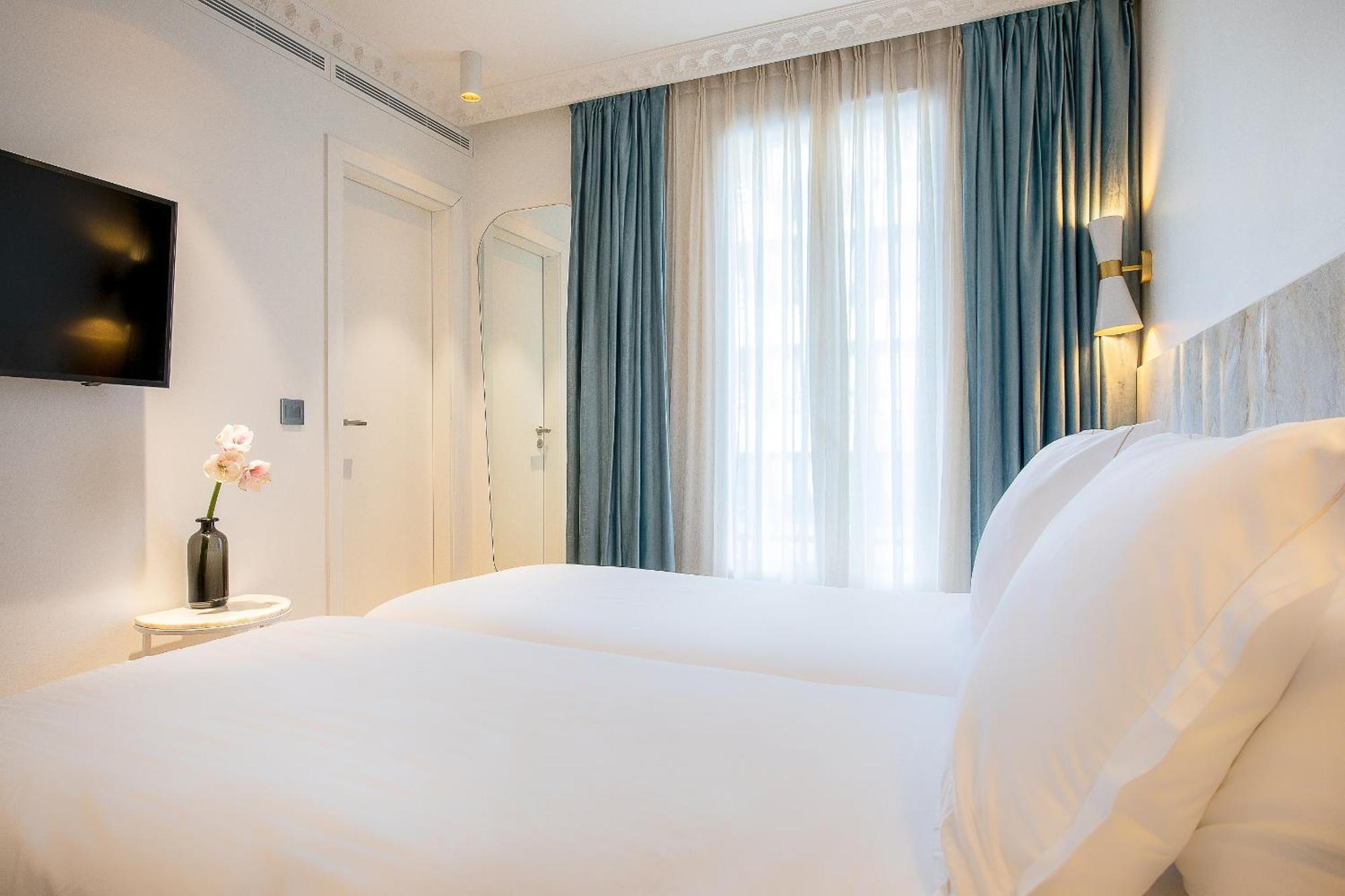 Traditional Twin Room,1279146895:JPEG
