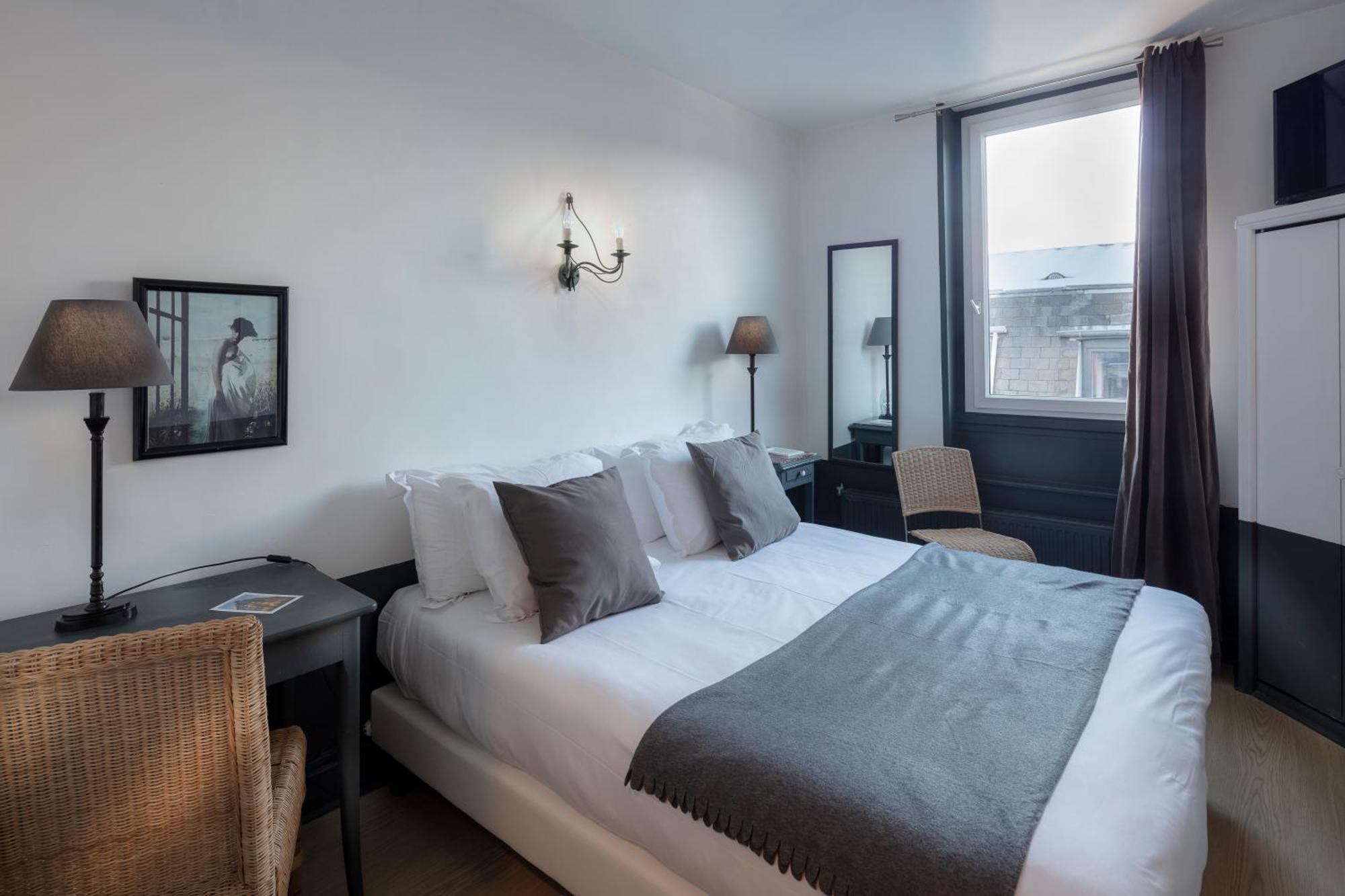 Double Room Bath