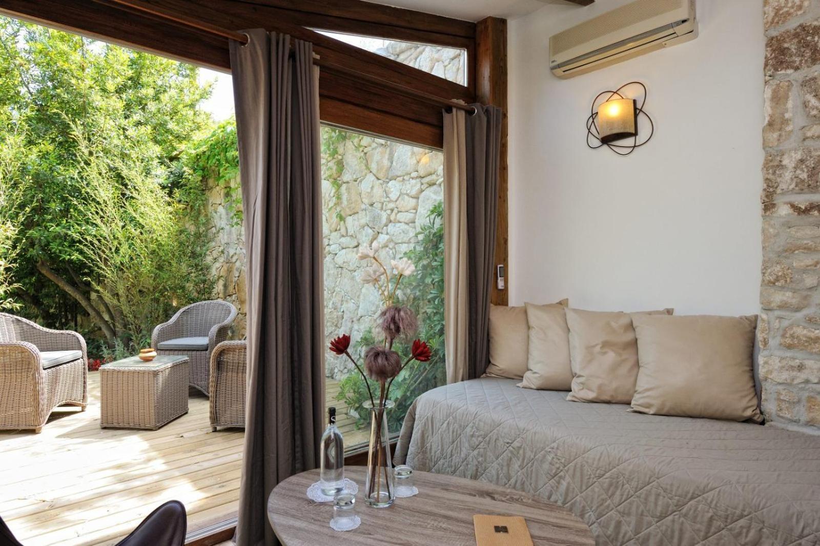 Charm Room