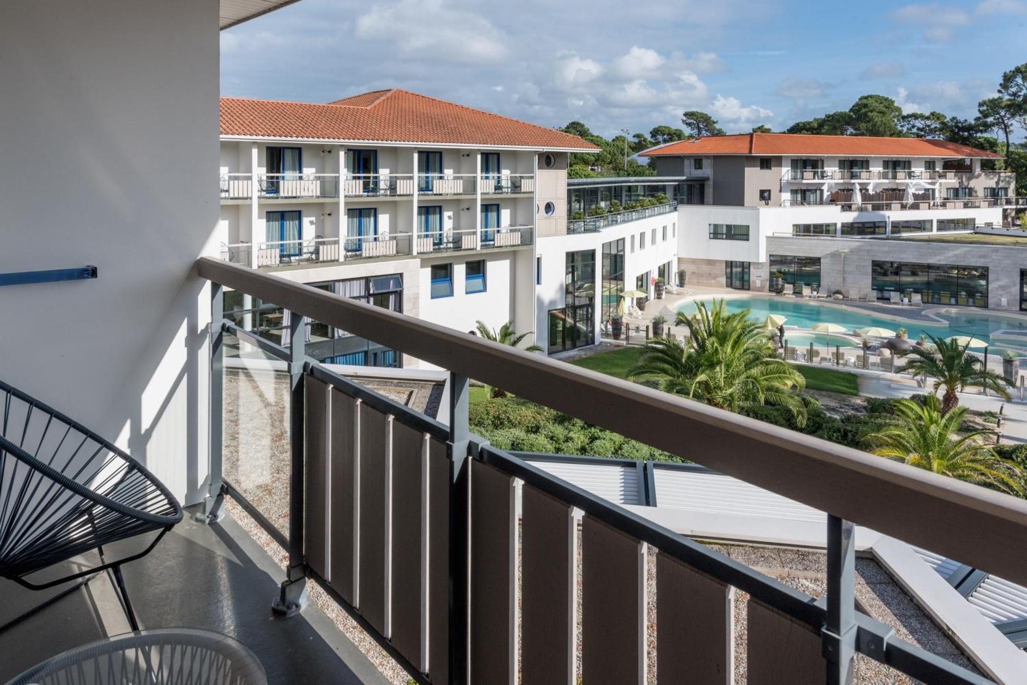 Privilege Room Pool View Spa Access