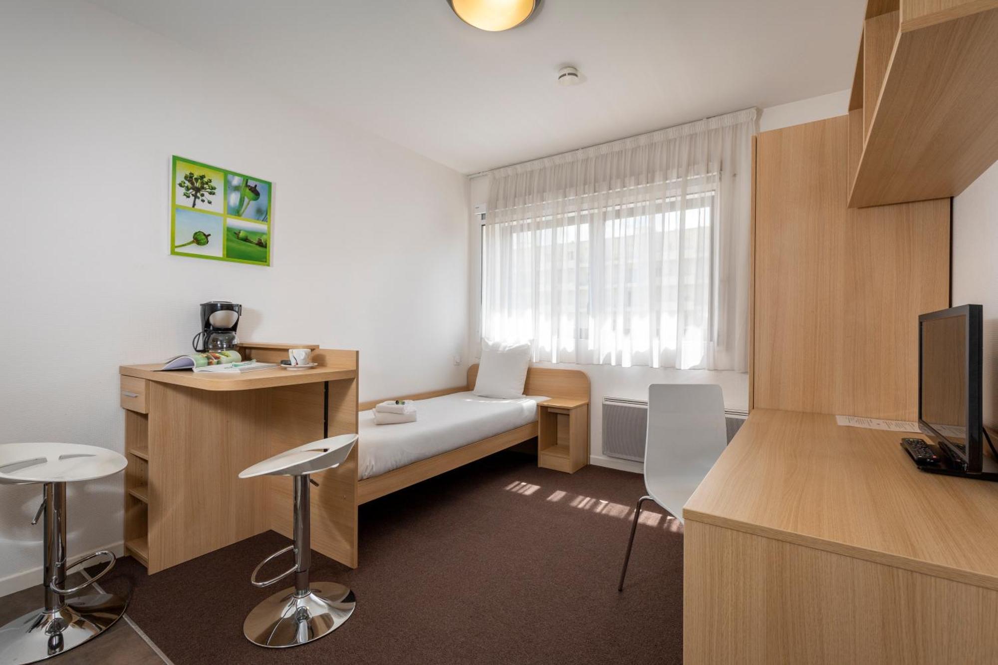 Studio Single Bed