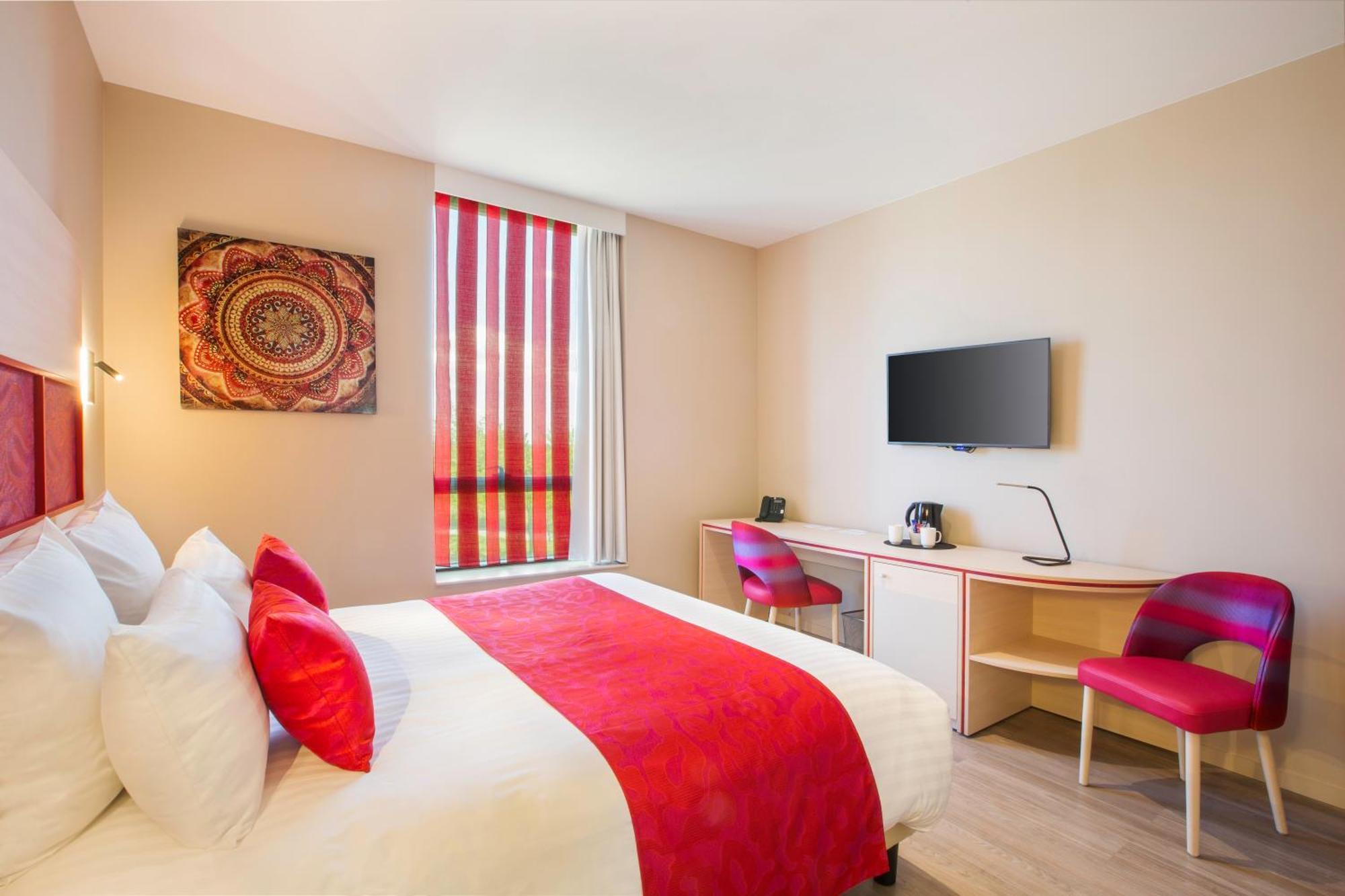 Comfort Queen Room