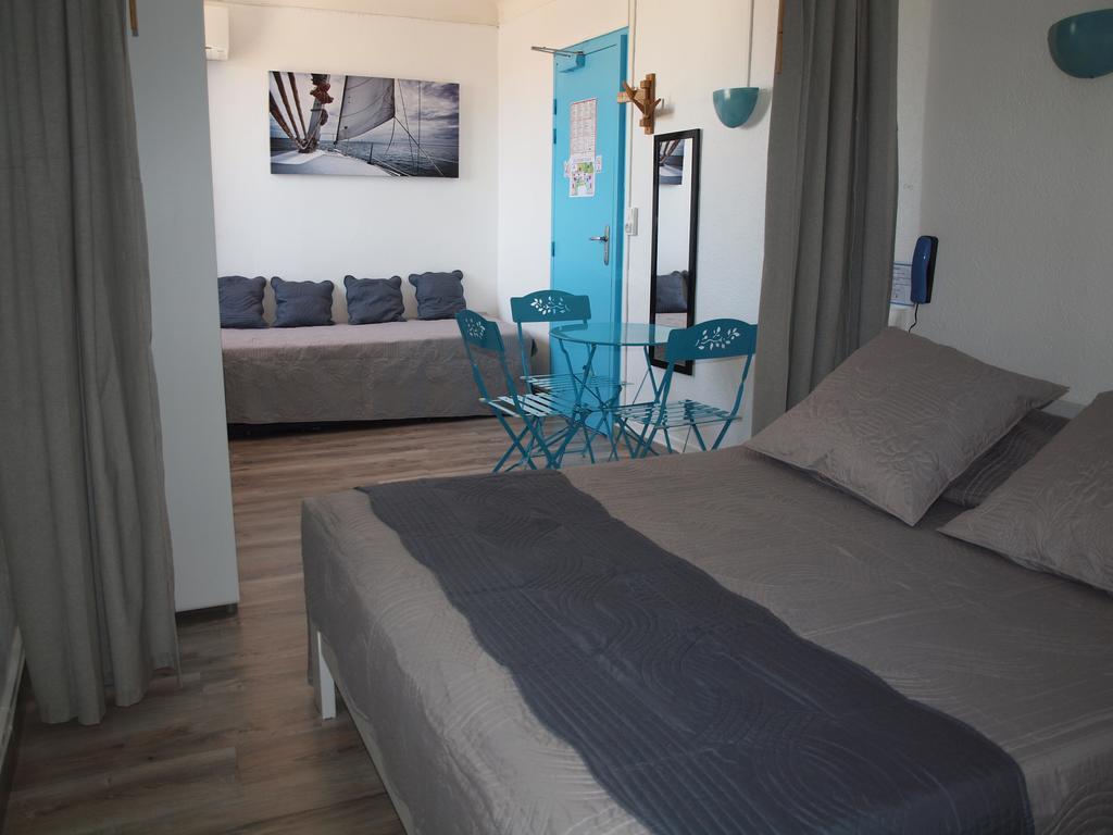 Basic Triple Room