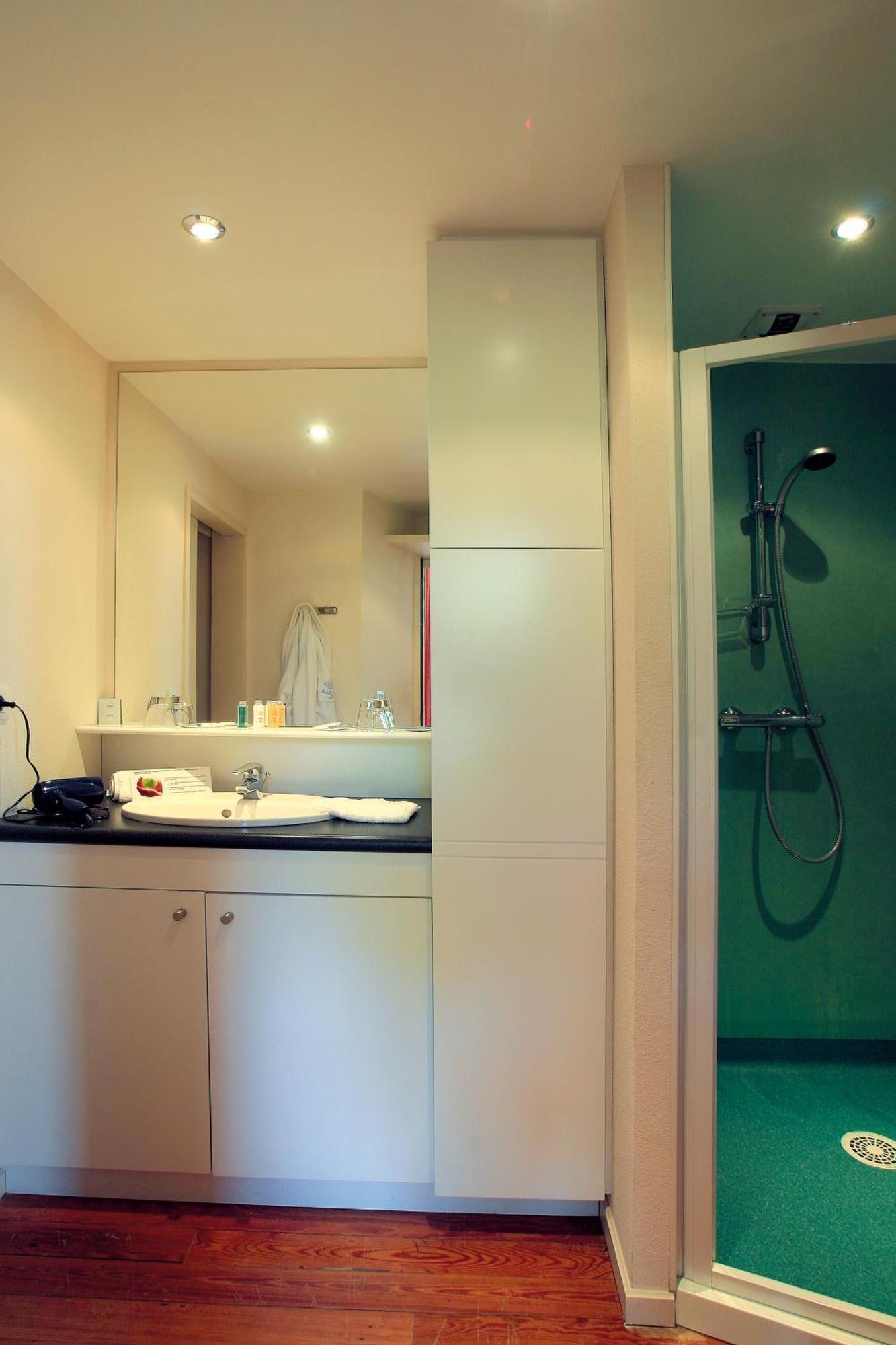 Studio Kitchenette