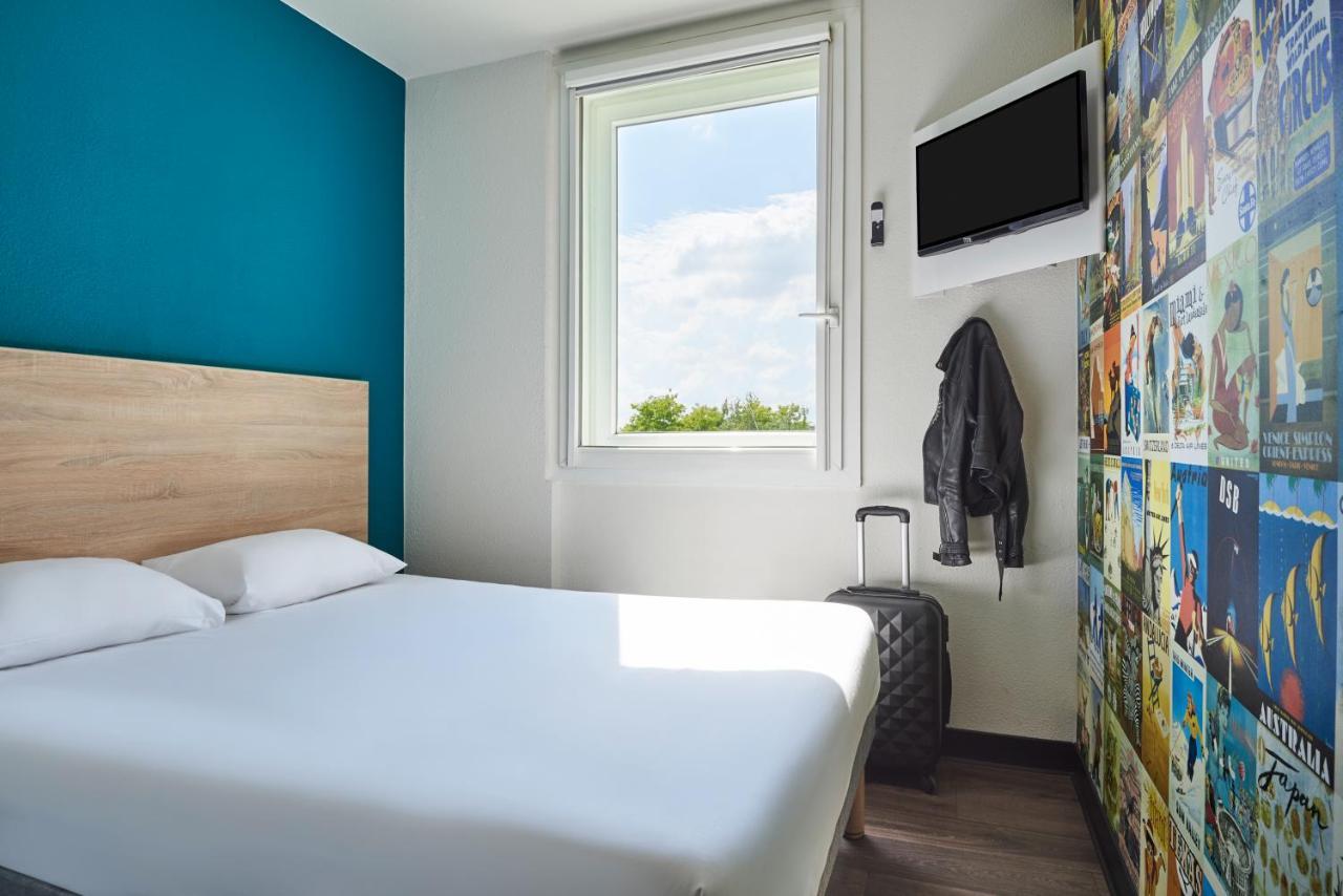Cabrio Room Private Bathroom