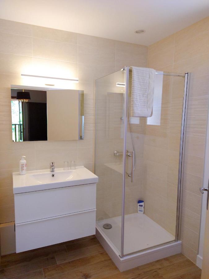 Twin Room Private Bathroom