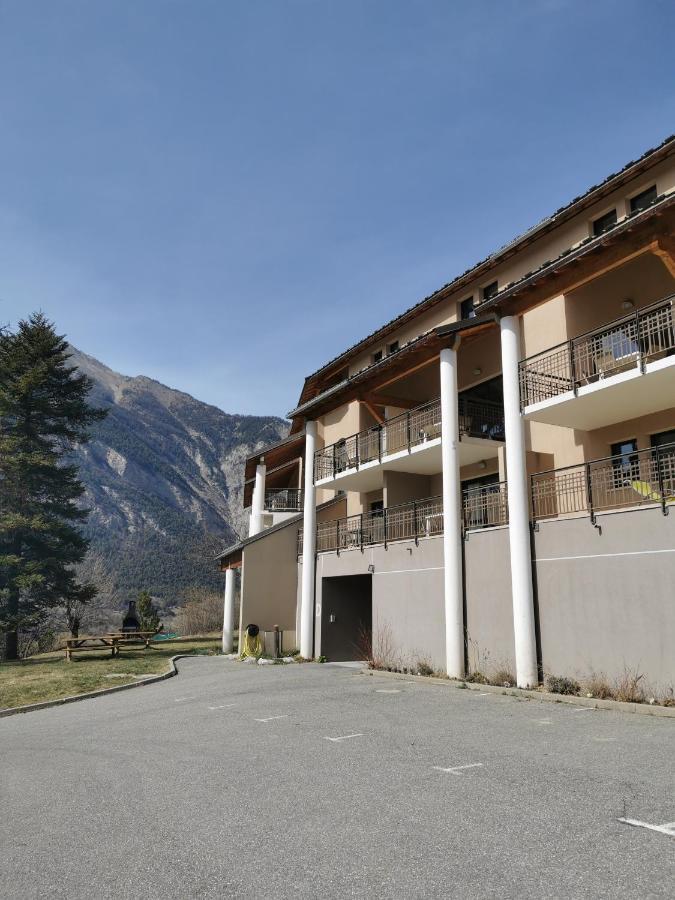 Studio or Annex Building