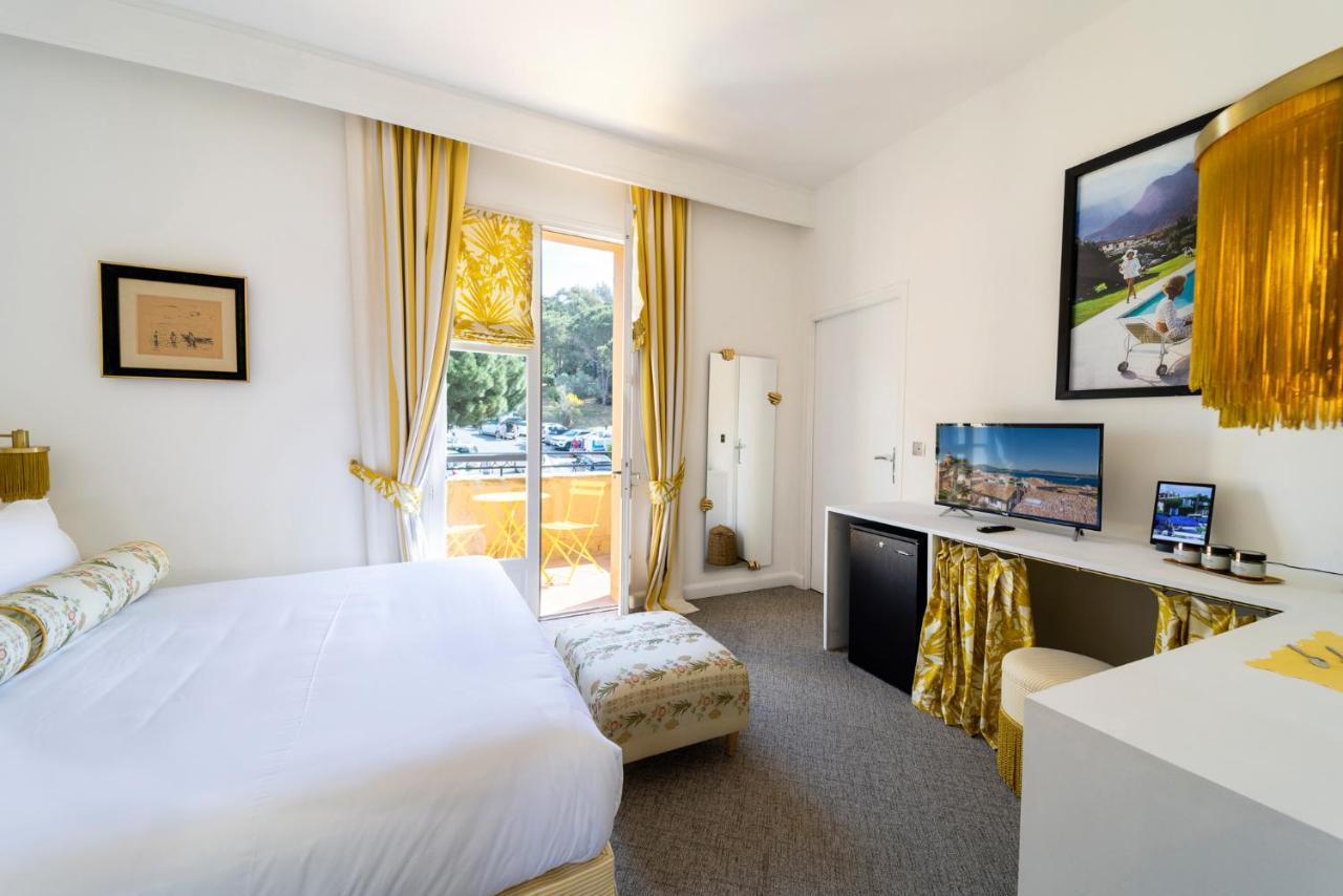 Quarto Superior com Cama de Casal ou 2 de Solteiro