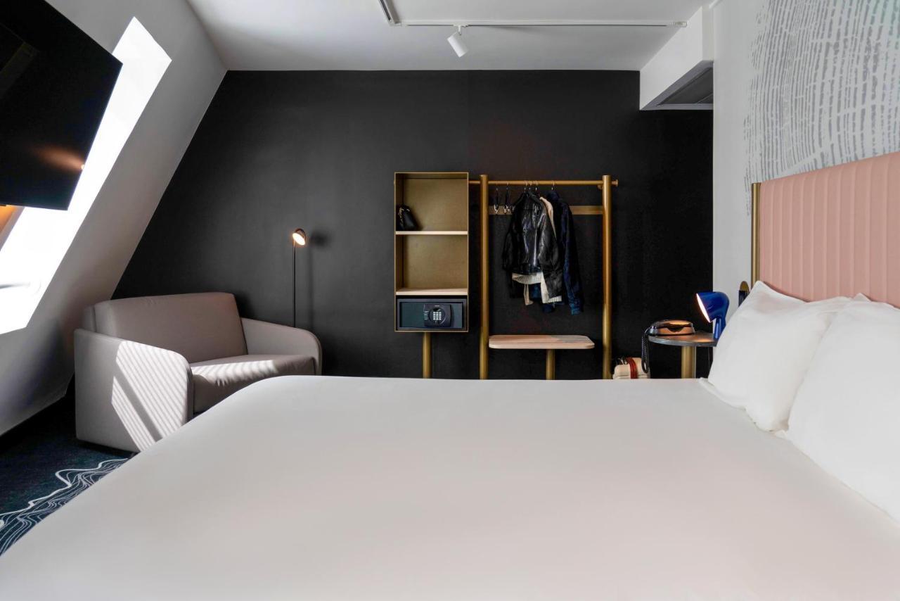 Standard Double Room Sofa