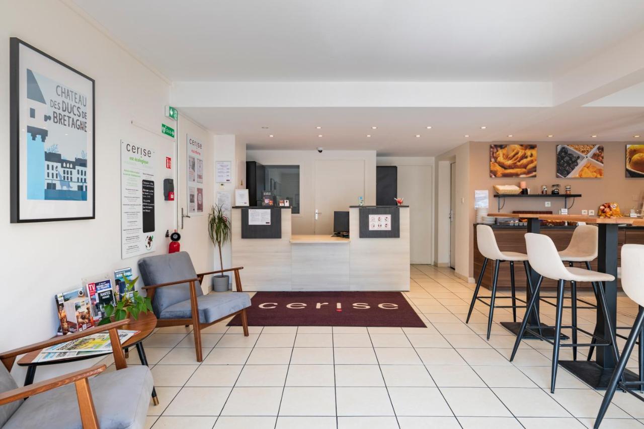 Studio Kitchenette