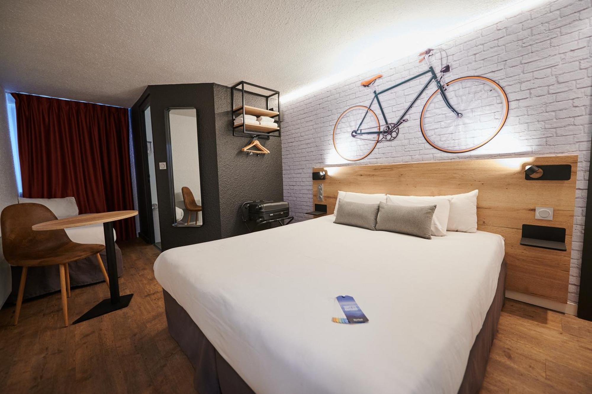 Triple Room 1 Double & 1 Single Beds