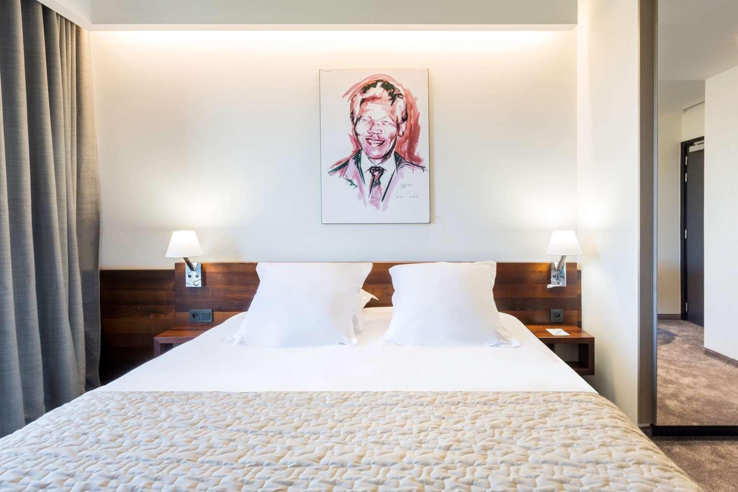 Deluxe Queen Room Balcony or Terrace Vineyard Castle View