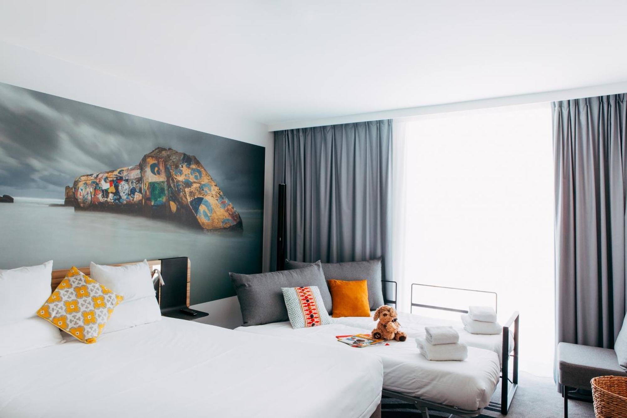 Camera Familiare Classic con Letto Matrimoniale e 2 Letti Singoli