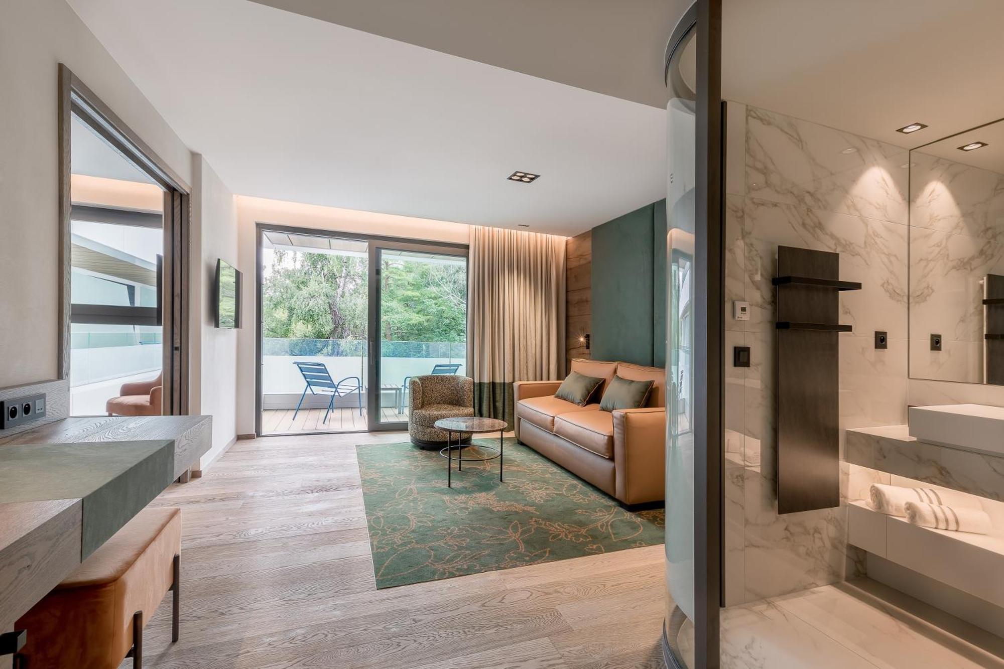 Family Junior Suite Balcony complimentary spa access