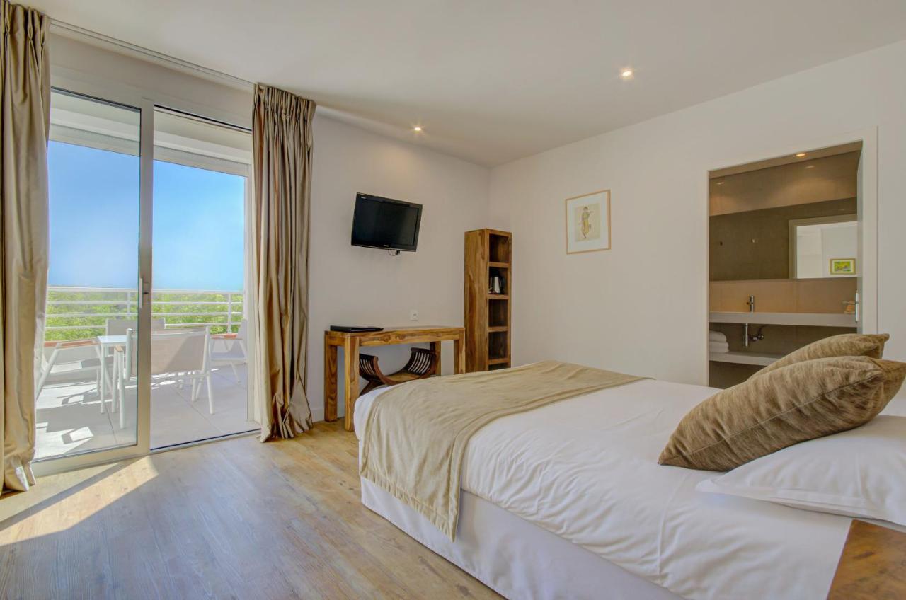 Double Room with Sofa and Terrace