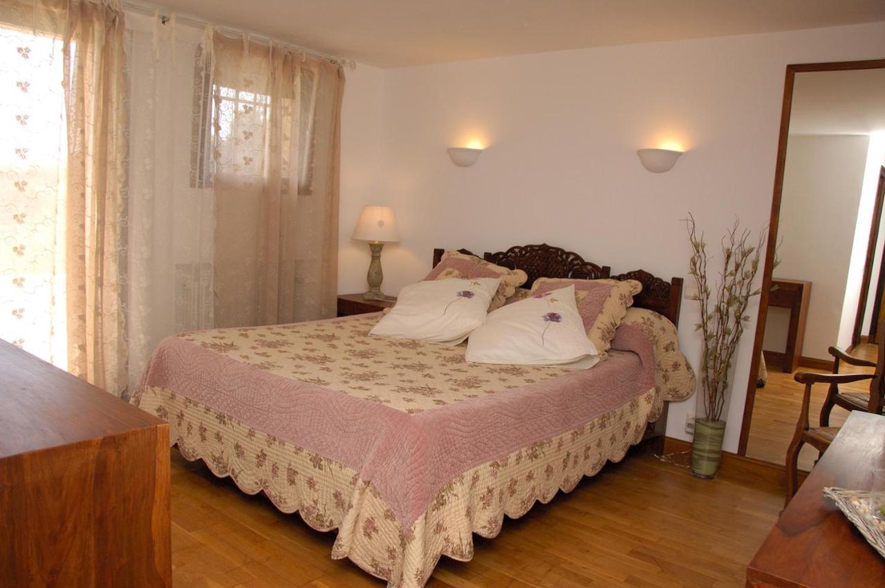 Chambre Double - Vue sur Piscine