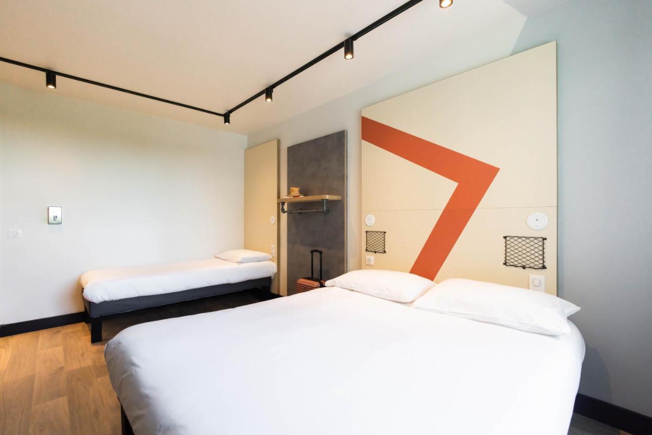Room One Double Bed One Single Bed Mobility Accessible