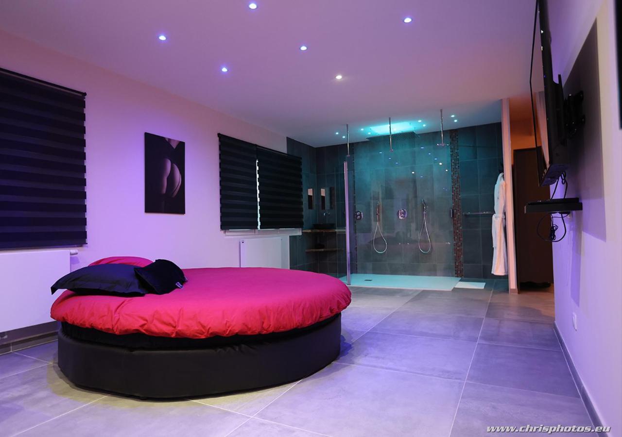 King Room Spa Bath